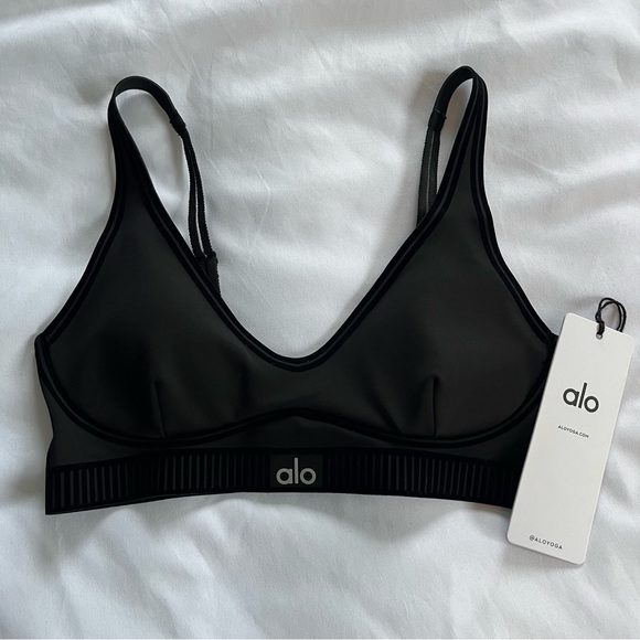 NWT Alo Airlift Line Up Bra - Black - Picture 5 of 7